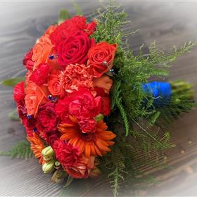fwthumbRed & Orange Posy with Blue accents.jpg